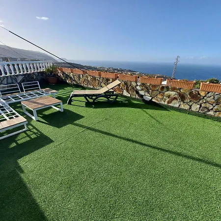 Tenerife 100m2 Casa De Don Quijote With A Terrace Of 100m2 With A View Of The Ocean And Teide Volcano And A Garden Of 600m2 Apartament Icod De Los Vinos