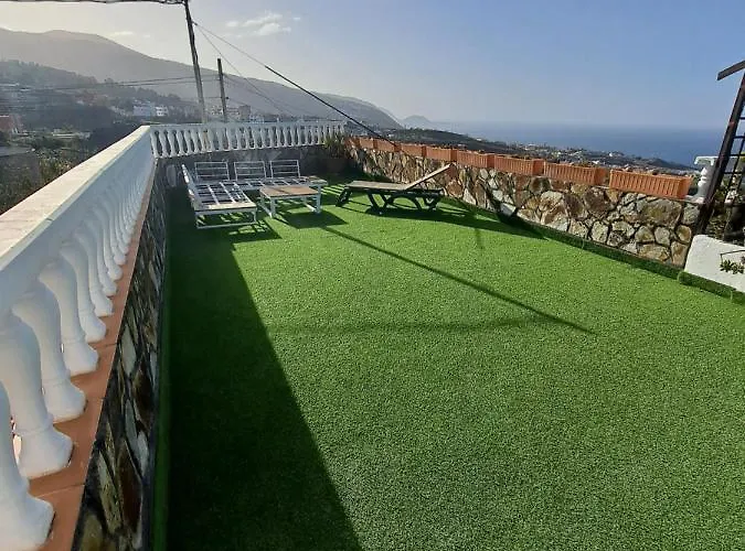 Tenerife 100m2 Casa De Don Quijote With A Terrace Of 100m2 With A View Of The Ocean And Teide Volcano And A Garden Of 600m2