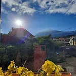 Daire Tenerife 100m2 Casa De Don Quijote With A Terrace Of 100m2 With A View Of The Ocean And Teide Volcano And A Garden Of 600m2 Icod De Los Vinos
