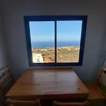 Daire Tenerife 100m2 Casa De Don Quijote With A Terrace Of 100m2 With A View Of The Ocean And Teide Volcano And A Garden Of 600m2
