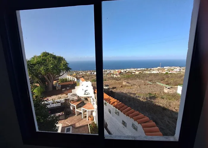Tenerife 100m2 Casa De Don Quijote With A Terrace Of 100m2 With A View Of The Ocean And Teide Volcano And A Garden Of 600m2 Apartamento